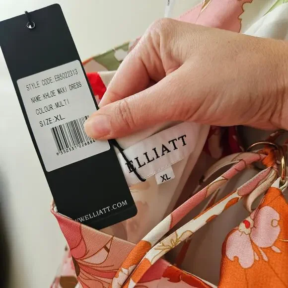 Elliatt Women's Khloe Maxi Dress, Size XL Halter Floral 70s Tie Back - Picture 7 of 7